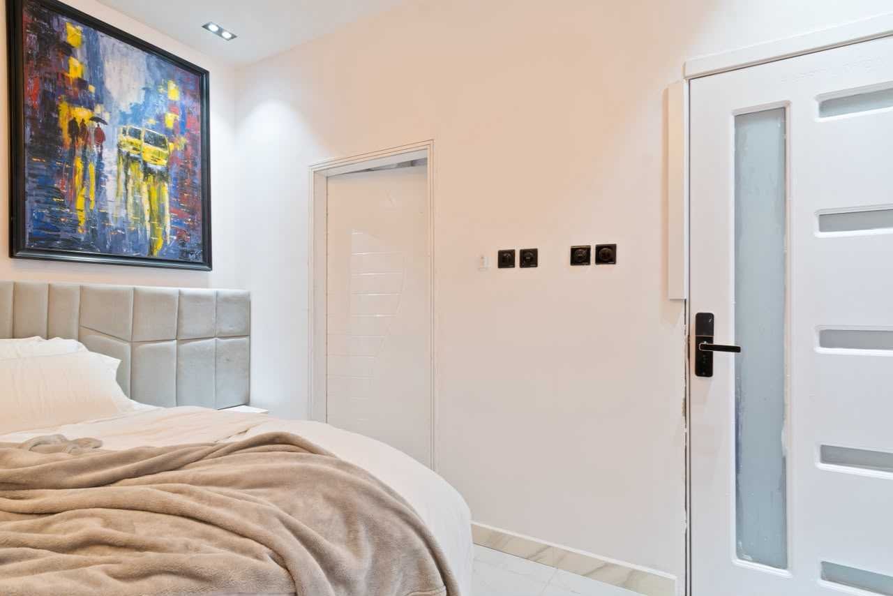 Studio Apartment.
